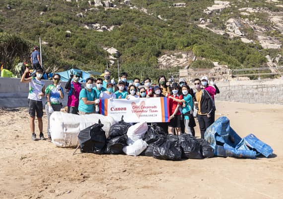 佳能香港舉行年度義務清潔海灘服務 以行動守護海岸環境